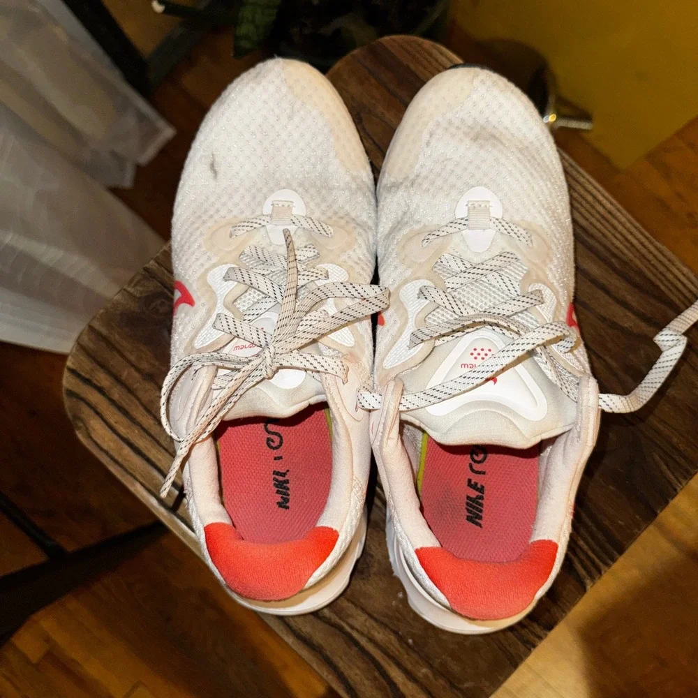 Nike Renew Run Women's Running Shoes‎ White Coral Size 9 - Picture 8 of 8